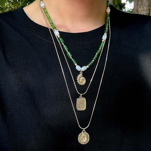 Collar en Capas de Aleación Bañado en Oro Vintage Cuentas Verdes Perla Artificial Imitación Colgante Concha Nautilus Joyería Hombre