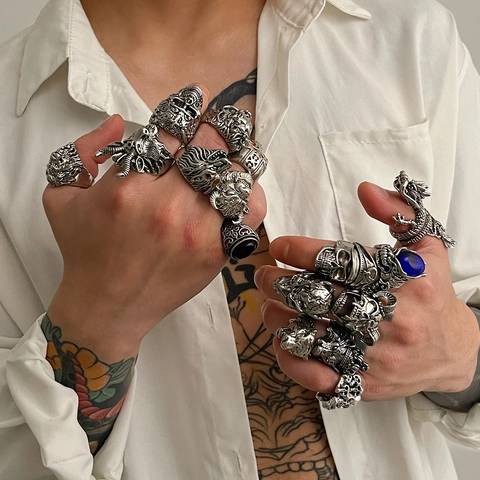 Hommes Vintage Gothique Punk Crâne Animaux Bagues Collection Argent Antique Alliage Strass Incrusté Mode Gothique Biker Bagues