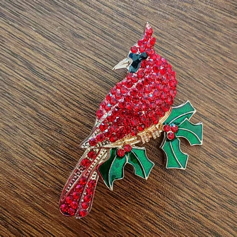 Vintage Christmas Cardinal Bird Brooch For Women Gold Alloy Red Rhinestone Holly Leaves Enamel Pin Festive Jewelry Accessories