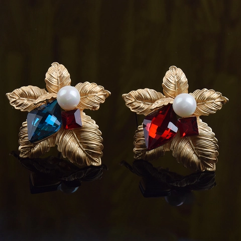 Broche de Flor de Aleación de Cristal de Estilo Coreano Vintage para Mujer Perla Artificial de Lujo Floral Diamantes de Imitación Corsage Accesorios de Ropa Regalo