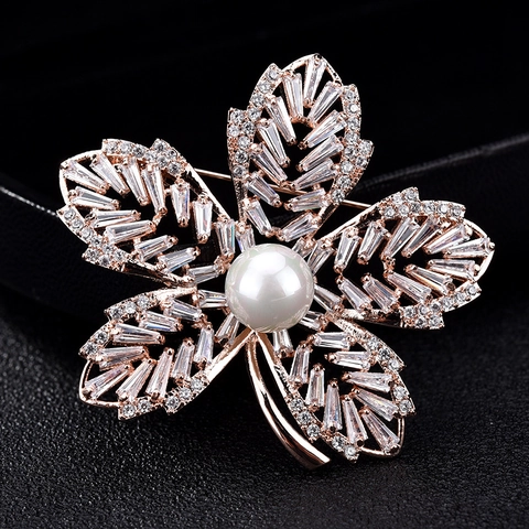 Elegante Spilla a Foglia di Fiore in Rame per Donna Con Zirconia E Perla Artificiale Intarsiata Spilla Minimalista Alla Moda Gioielli