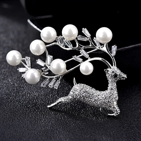 Elegante Broche de Cobre Forma Ciervo para Mujer Con Circonia y Perla Artificial Incrustada Joyería de Moda Regalo