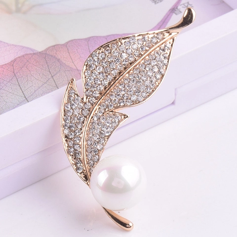 Elegante Spilla a Foglia Oro per Donna Con Strass e Perla Artificiale Stile Coreano Vintage Gioielli in Lega Accessorio