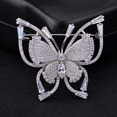 Elegante Vlinder Zirconia Brosche Koper Ingelegd Luxe Banket Bruiloft Mode Accessoire Voor Vrouwen Sieraden Decoratie