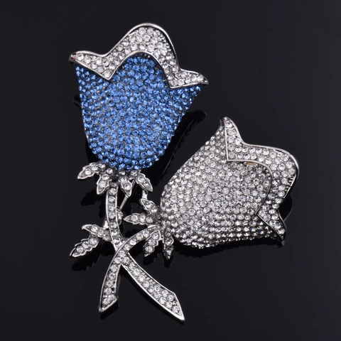 Elegante Spilla a Doppio Fiore in Lega con Strass per Donna Spilla Rosa in Cristallo Blu Bianco per Gioielli da Banchetto di Nozze