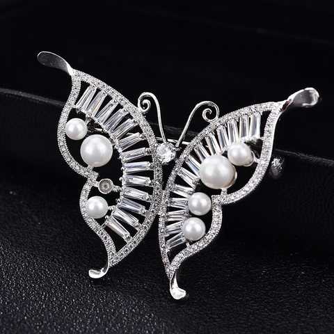 Luxe Koperen Vlinder Brosche Pin Elegant Zirconia Kunstparel Ingelegde Brosche Voor Dames Huwelijk Feest Kleding Accessoires