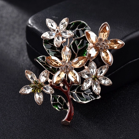 Vintage Alloy Enamel Flower Leaf Brooch With Champagne Rhinestone Elegant Floral Brooch Pin For Women Fashion Jewelry Accessory