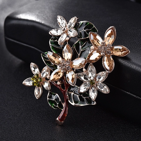 Vintage Alloy Enamel Flower Leaf Brooch With Champagne Rhinestone Elegant Floral Brooch Pin For Women Fashion Jewelry Accessory