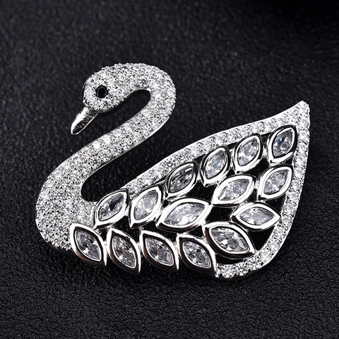 Lussuosa Spilla a Cigno in Zirconia Tonalità Argento per Donna Pin da Corsage Animale Strass Pavé Accessorio per Abito da Banchetto di Nozze