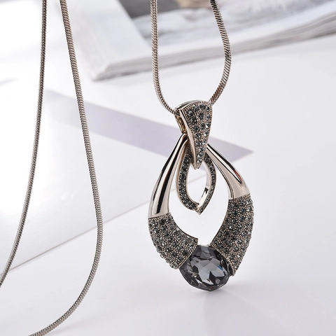 Vintage Hohl Tränenform Anhänger Lange Pulloverkette Für Damen Retro Legierung Strass Großer Edelstein Modeschmuck Geschenk