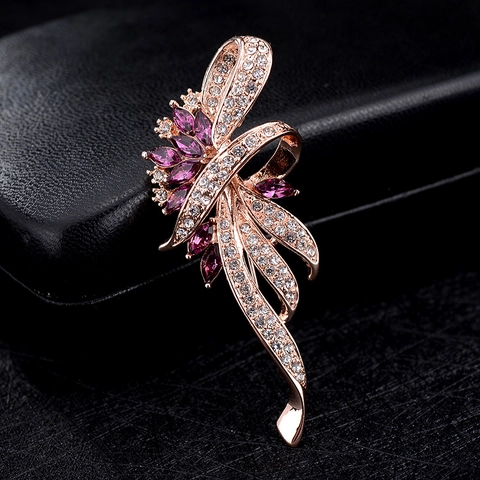 Vintage Alloy Crystal Flower Ribbon Brooch For Women Elegant Rhinestone Inlaid Corsage Suit Accessory For Wedding Banquet Party