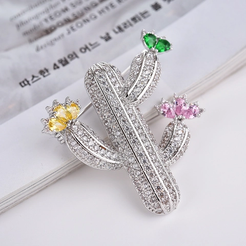 Fashion Alloy Cactus Brooch Pin With Multi-Color Zircon For Women Plant Shape Elegant Clothing Decoration Jewelry Accessories