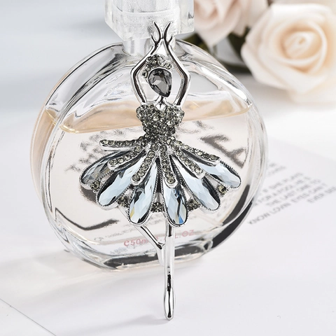 Elegante Spilla Ragazza Ballerina in Lega per Donna con Strass Scintillanti e Cristalli Incastonati Spilla da Risvolto Gioielli di Moda