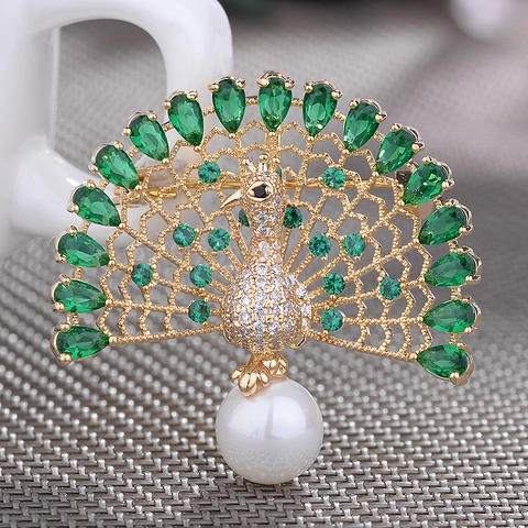Elegant Copper Peacock Brooch With Inlaid Zirconia And Artificial Pearl Fashion Accessory Brooch Pin For Women Jewelry
