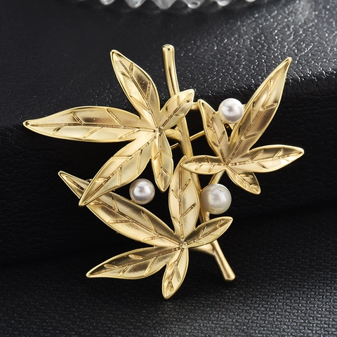 Elegante Spilla in Rame Placcato Oro a Foglia di Bambù Con Perle Artificiali Spilla da Balia Pianta per Donna Uomo Accessori per Abiti