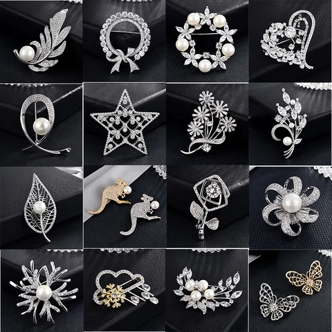 Élégante Broche Fleur en Zirconia pour Femme Épingle de Revers en Cuivre de Haute Qualité avec Perle Artificielle Bijoux de Mode Style Coréen Cadeau
