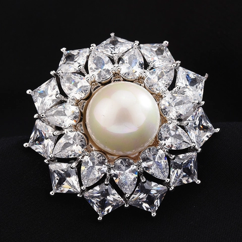 Elegant Copper Brooch With Zirconia And Artificial Pearl Fashion Swan Flower Animal Pins For Wedding Party Women Jewelry Gift