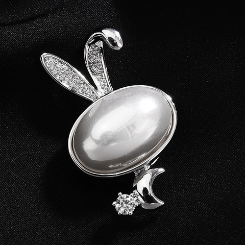 Spilla Magnetica Coniglio alla Moda Rame Intarsiato Zirconia Perla Artificiale Ciondolo Stella Luna Fibbia per Camicia Anti-Esposizione
