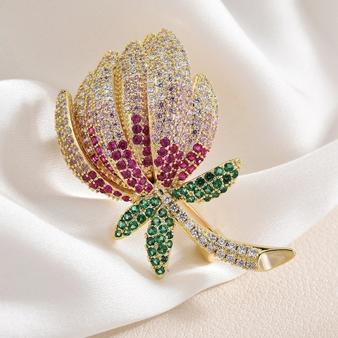 Elegant Copper Zirconia Tulip Flower Brooch Luxury Gradient Inlaid Floral Lapel Pin For Women Suit Coat Jewelry Gift