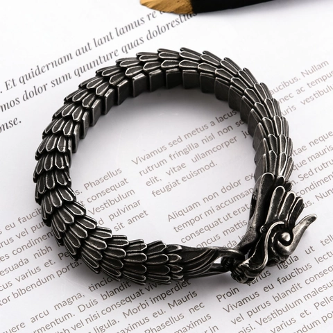Retro Stainless Steel Dragon Scale Bracelet For Men Punk Biker Dragon Head Bone Bracelet Gothic Jewelry Accessory Gift