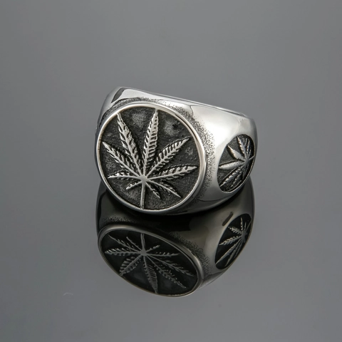 Retro Stainless Steel Leaf Pattern Signet Ring For Men Hip Hop Vintage Two Tone Polished Finger Ring Daily Jewelry Gift