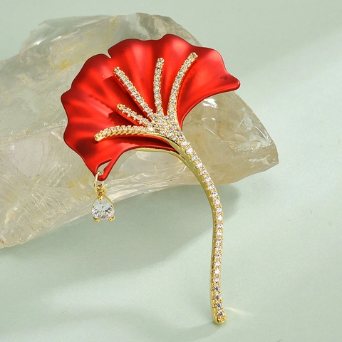 Lussuosa Spilla in Rame Foglia di Ginkgo Con Zirconi e Ciondolo a Goccia d'Acqua Per Donna Accessorio Elegante Per Matrimonio