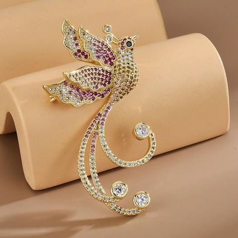 Elegante Spilla a Forma di Fenice Dorata per Donna in Rame con Zirconia Intarsiata Corsage Pin di Alta Qualità Accessorio Moda Vintage per Banchetti