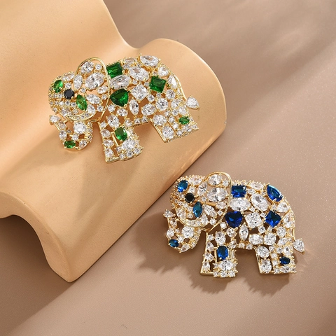 Elegante Spilla a Elefante in Rame e Strass a Forma di Animale per Donna Gioielli di Moda Accessorio per Banchetti
