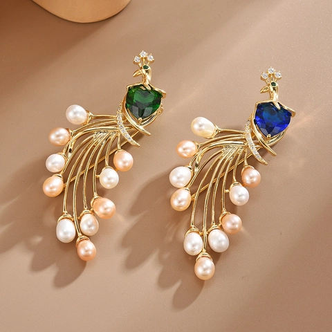 Elegant Copper Peacock Brooch With Freshwater Pearl Heart Shaped Rhinestone Korean Style Fashion Jewelry Accessories For Women