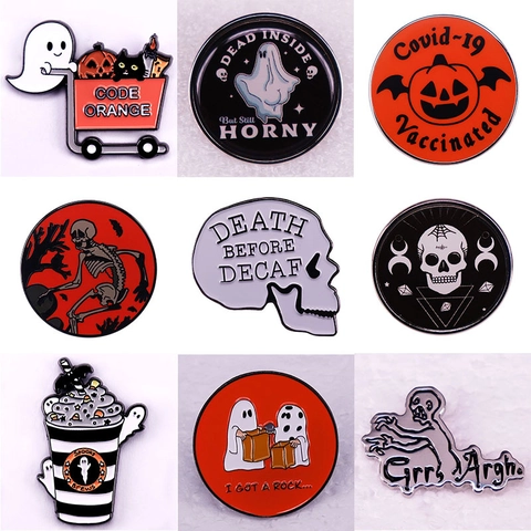 Broche Émaillée d'Halloween Squelette Crâne Citrouille Fantôme Alliage de Zinc Badge Gothique Drôle pour Sac à Dos Vêtement