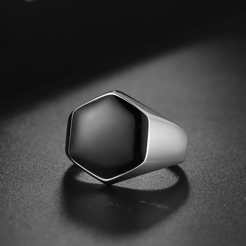 Minimalist Men Stainless Steel Hexagon Signet Ring Irregular Black Enamel Geometric Band Ring Polished Fashion Jewelry For Men
