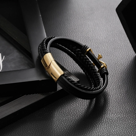 Bracciale da Uomo Multistrato in Pelle Intrecciata Con Ciondolo Croce Ankh in Acciaio Inossidabile Gioielli Punk