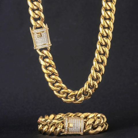 Hip Hop Stainless Steel Cuban Link Necklace Men Women Gold Silver Miami Chain With Zirconia Clasp Jewelry Accessory