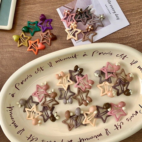 Cute Star Hair Clips For Kids Girls Alloy Star BB Clips With Rabbit Strawberry Flower Charms Sweet Hair Accessories