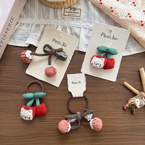 Accessori per Capelli Dolci in Stile Coreano Per Bambine Fermagli e Elastici in Tessuto Fatti a Mano con Ricamo di Ciliegie e Gatti