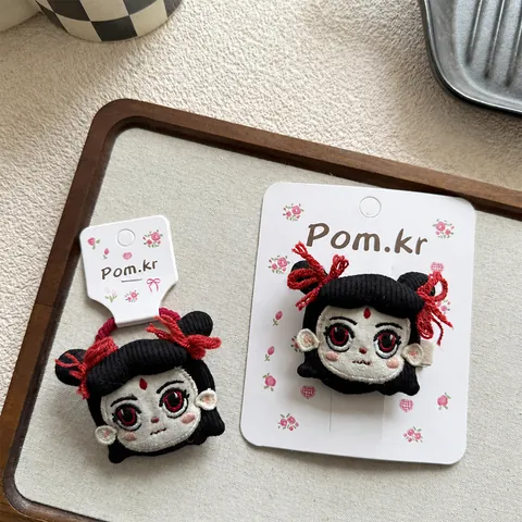 Accessoires de Cheveux de Broderie de Personnage de Dessin Animé Mignons pour Enfants Filles Élastiques et Pinces à Cheveux