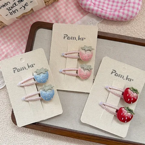 Simpatici Fermagli per Capelli a Fragola Ricamati Dolci Clip BB in Tessuto Frutta Con Künstliche Perle per Accessori per Capelli Bambina