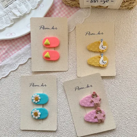 Ensemble de Pinces à Cheveux en Tissu Brodé Fleurs Animaux pour Filles Mignon Motif Ours Canard BB Clips Accessoires Cheveux