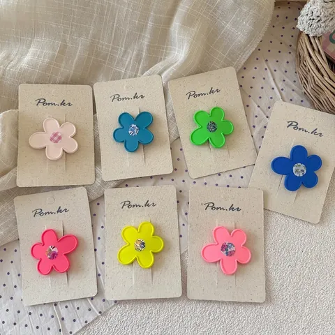 Dulce Pinza para el Cabello de Flor Mate Coreana Para Niños Color Caramelo Resina Pasador Floral Pinza Lateral Niñas Accesorios para el Cabello