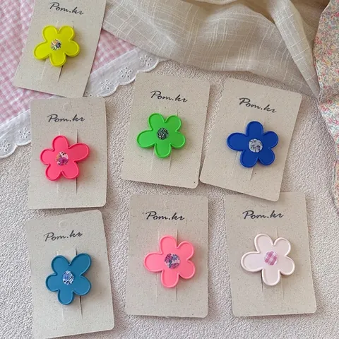 Dulce Pinza para el Cabello de Flor Mate Coreana Para Niños Color Caramelo Resina Pasador Floral Pinza Lateral Niñas Accesorios para el Cabello