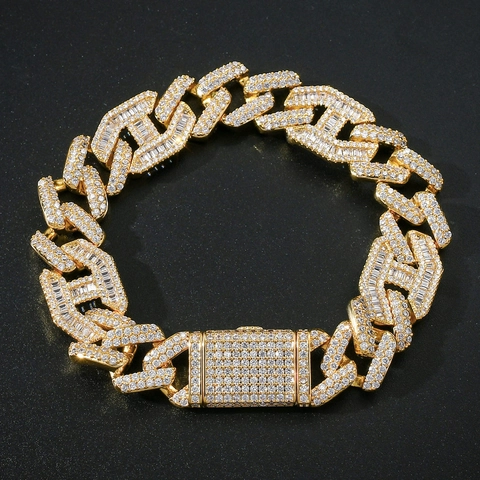 Pulsera Hip Hop Iced Out Cuban Link de Lujo Chapada en Oro de 14K Latón Zirconia Cúbica Pulsera Personalizada para Hombre Joyería Street Style