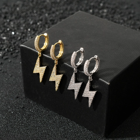 Orecchini a Pendente Hip Hop in Rame con Zirconia Micro-Intarsiata a Forma di Fulmine per Uomo Donna Placcati in Oro e Argento Gioielli