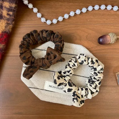 Elastico per Capelli Vintage con Stampa Leopardata e Fiocco in Tessuto Morbido per Donna Accessorio per Coda di Cavallo