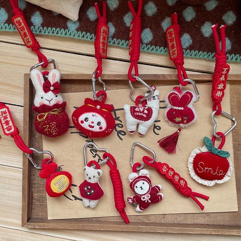Simpatico Portachiavi di Peluche Animale Rosso Bianco Cartone Animato Coniglio Orso Ciondolo Borsa Portafortuna Stile Cinese