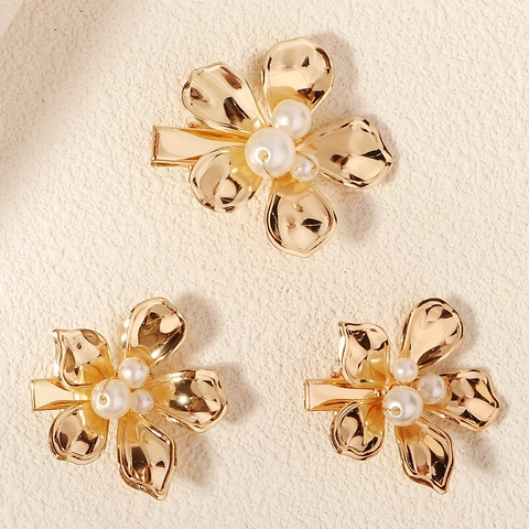 Elegant Gold Alloy Flower Hair Clips With Artificial Pearl Rhinestone Floral Duckbill Hairpins For Women Daily Party Jewelry