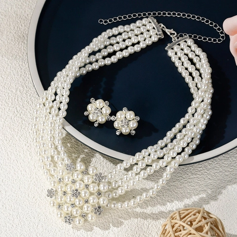 Lussuoso Set di Gioielli a Più Strati con Perla Artificiale e Strass a Forma di Fiore per Donna Matrimonio Banchetto Vintage