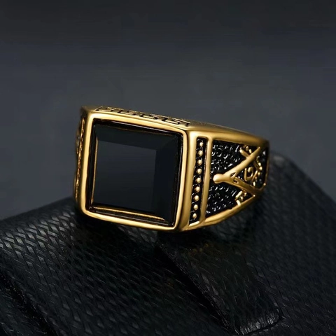 Men Vintage Masonic Signet Ring Titanium Steel Gold Plated Black Agate Ring Square Pattern Compass Square Masonic Jewelry