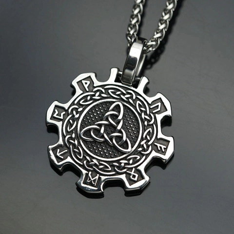 Collar con Colgante de Engranaje Valknut de Runas Vikingas Vintage en Acero Inoxidable Nudo Celta Joyería para Hombre Retro