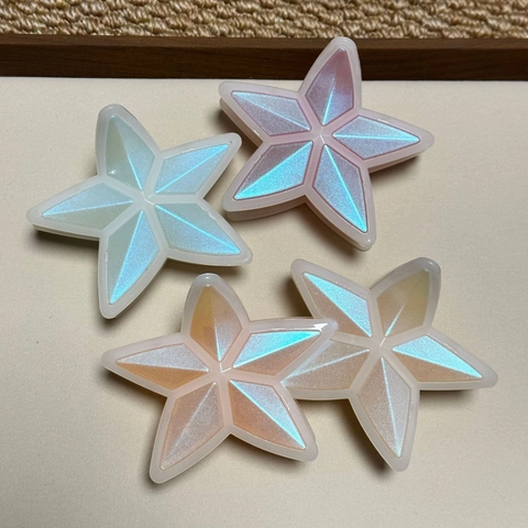 Iridescent Star Hair Claw PS Plastic Glitter Pentagram Hair Clip Geometric Faceted Hair Accessory For Vacation Women