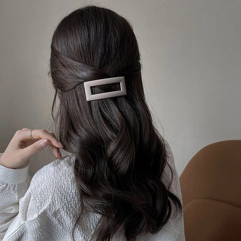 Minimalist Rectangular Matte Hair Clip For Women Geometric Hollow Spring Barrette Office Commute Elegant Hair Accessories Solid Color Back Headpiece